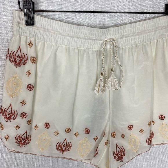 Rachel Zoe Embroidered Stephanie Ecru Shorts new with tags boho boho still NWT - Picture 3 of 8